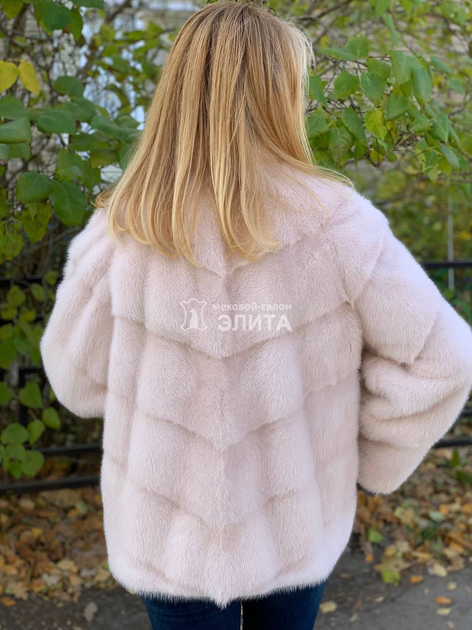 Куртка из норки S-12021, р-р 46-50, цена 75680 рублей в интернет-магазине кожи и меха ЭЛИТА. Вид 2