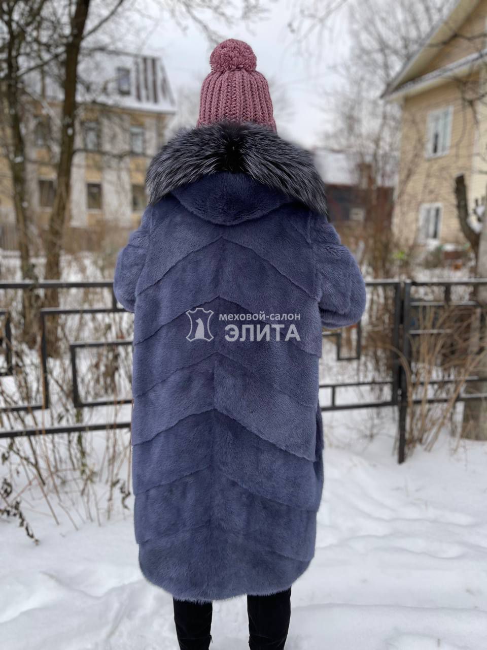 Пальто из норки S-18237 р-р 48-52, цена 161550 рублей в интернет-магазине кожи и меха ЭЛИТА. Вид 2