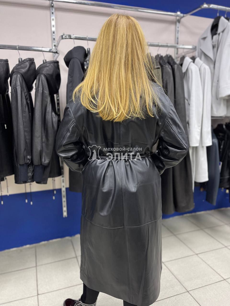 Пальто кожаное м-F2-08 p-p 46-52, цена 37100 рублей в интернет-магазине кожи и меха ЭЛИТА. Вид 2